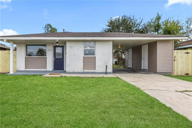 $189,000 | 2113 Doleac Street, Harvey, LA 70058