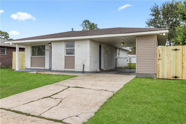 $189,000 | 2113 Doleac Street, Harvey, LA 70058