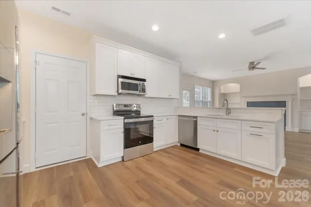 $2,850 | 9235 Island Overlook Court, Cornelius, NC 28031