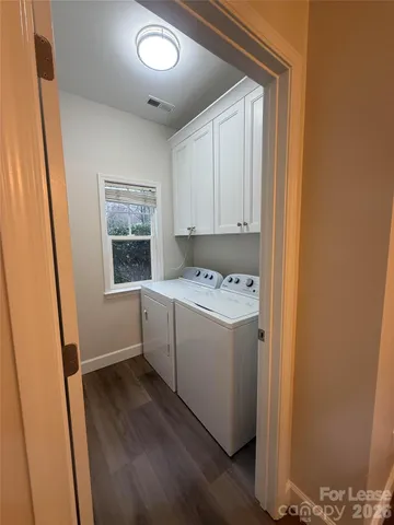 a view of utility room with washer and dryer