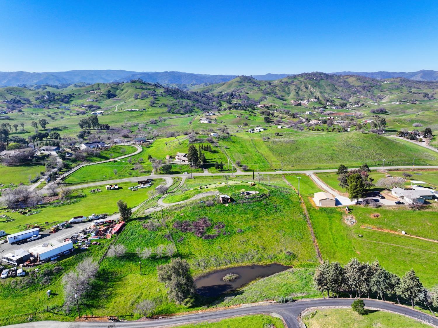 7668 English Hills Road Vacaville, CA 95688 - Photo 5 of 83