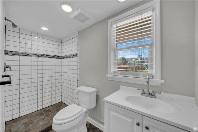 239 North Main Street St. George, UT 84770 - Photo 26 of 30 Basement unit 3/4 bathroom