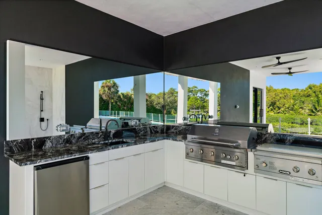 $7,775,000 | 8309 Southeast Rivers Edge Street, Jupiter, FL 33458