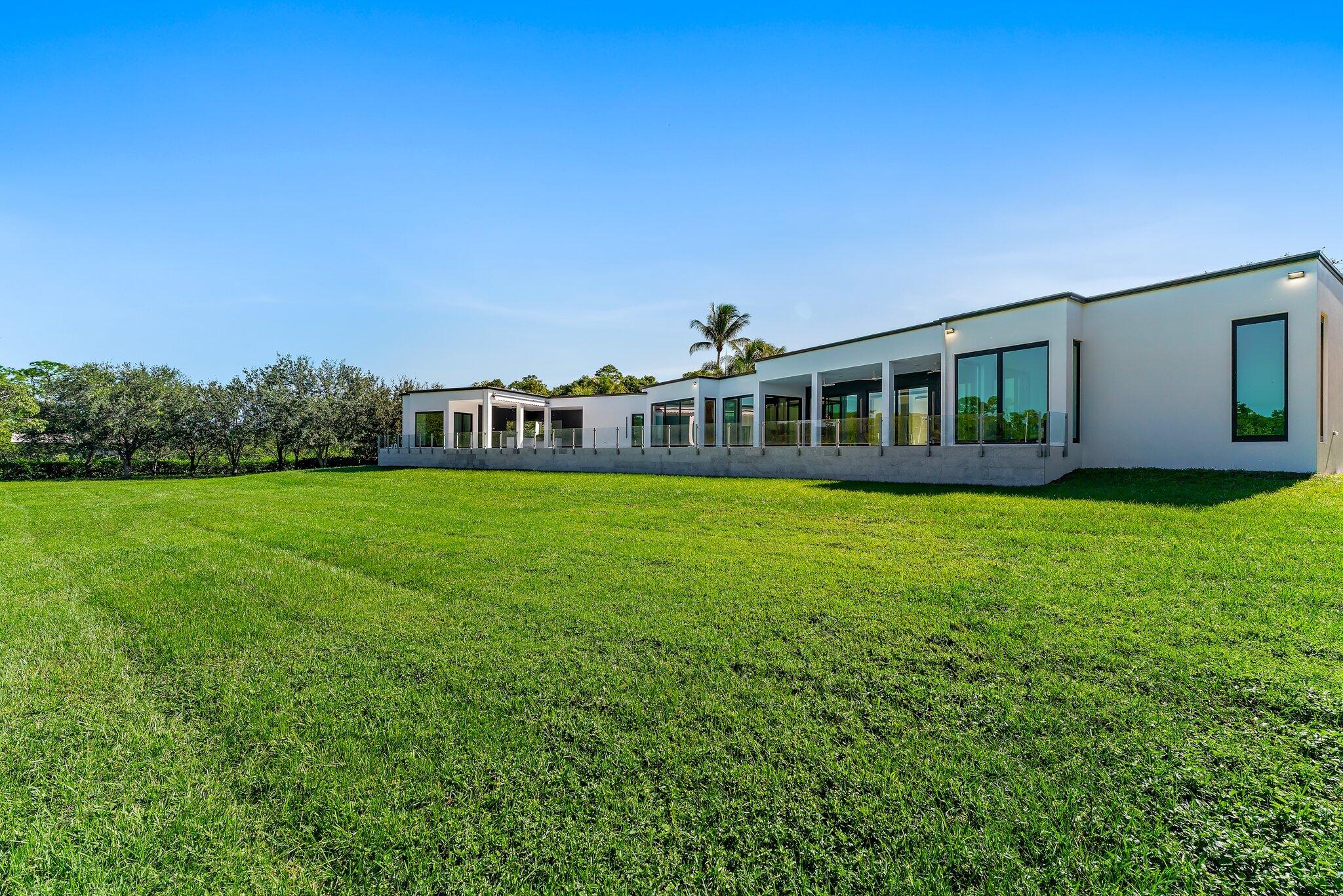 8309 Southeast Rivers Edge Street Jupiter, FL 33458 - Photo 96 of 112 116-8309SERiversEdgeSt-Jupiter-SMALL