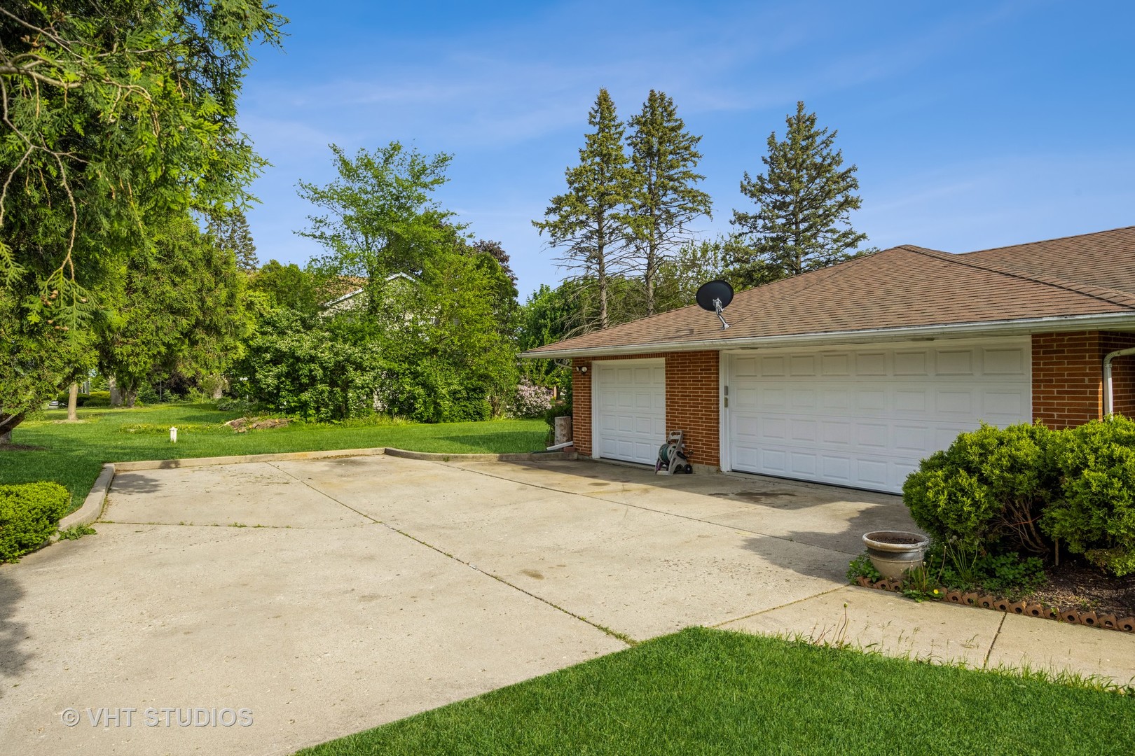 1715 West Main Street Sleepy Hollow, IL 60118 - Photo 3 of 20