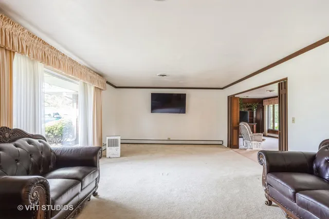 $375,000 | 1715 West Main Street, Sleepy Hollow, IL 60118