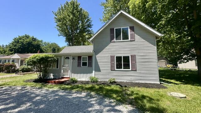 18750 Sumpter Road Belleville, MI 48111 - Photo 3 of 37 IMG_4830