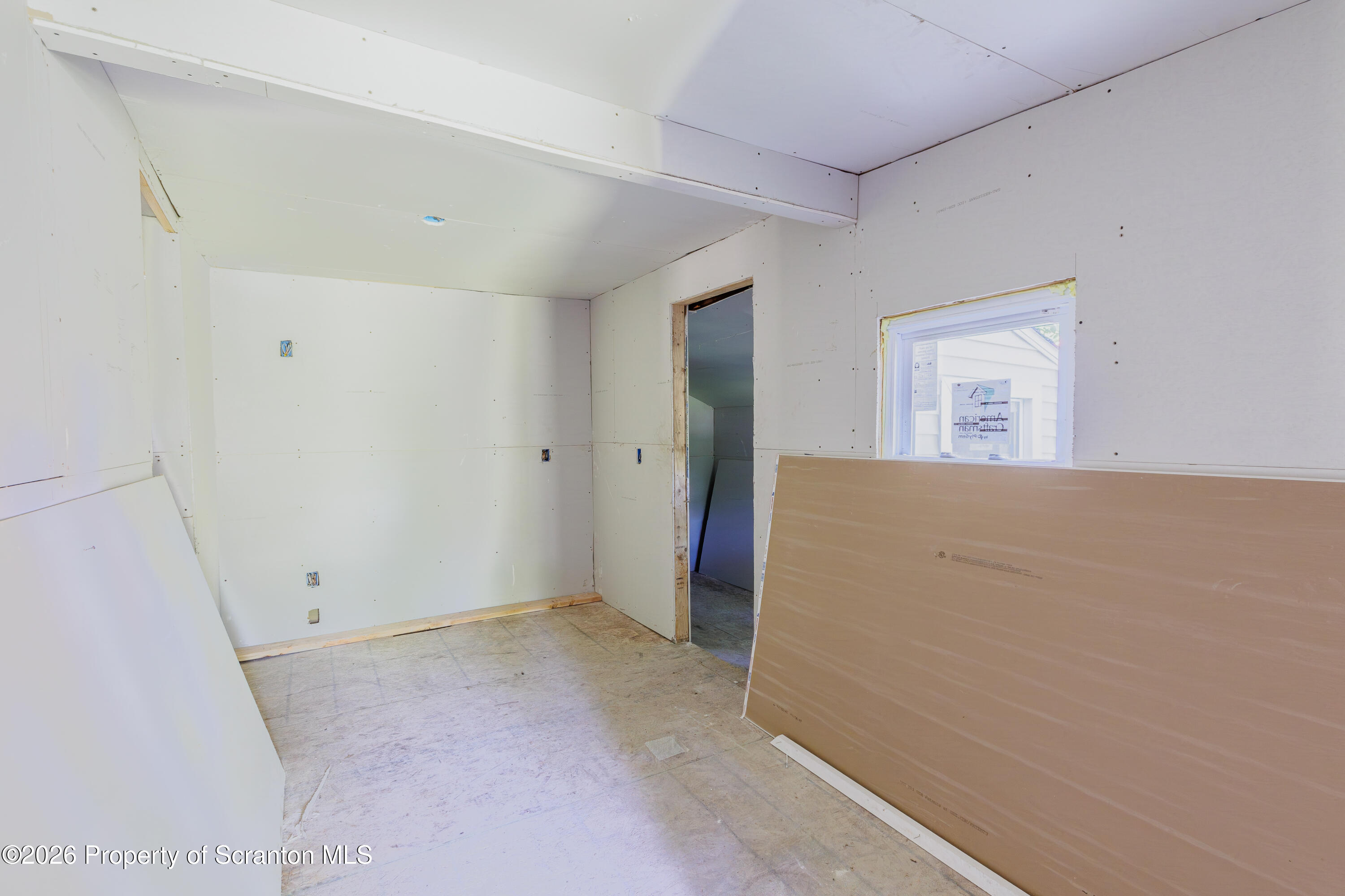 2 Washington Street Dallas, PA 18612 - Photo 15 of 20 davids house _1--14
