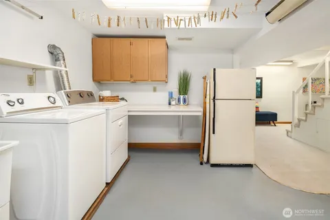 $1,750,000 | 6856 17th Avenue Northeast, Seattle, WA 98115