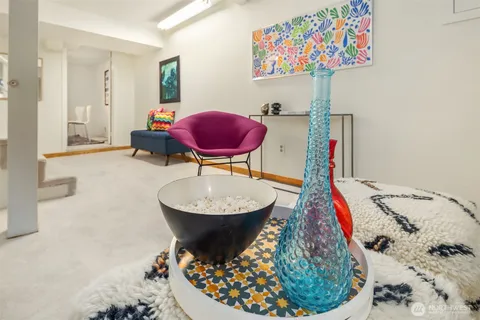 $1,750,000 | 6856 17th Avenue Northeast, Seattle, WA 98115