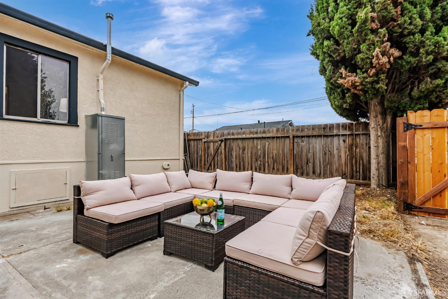 220 Vaqueros Avenue Rodeo, CA 94572 - Photo 33 of 51