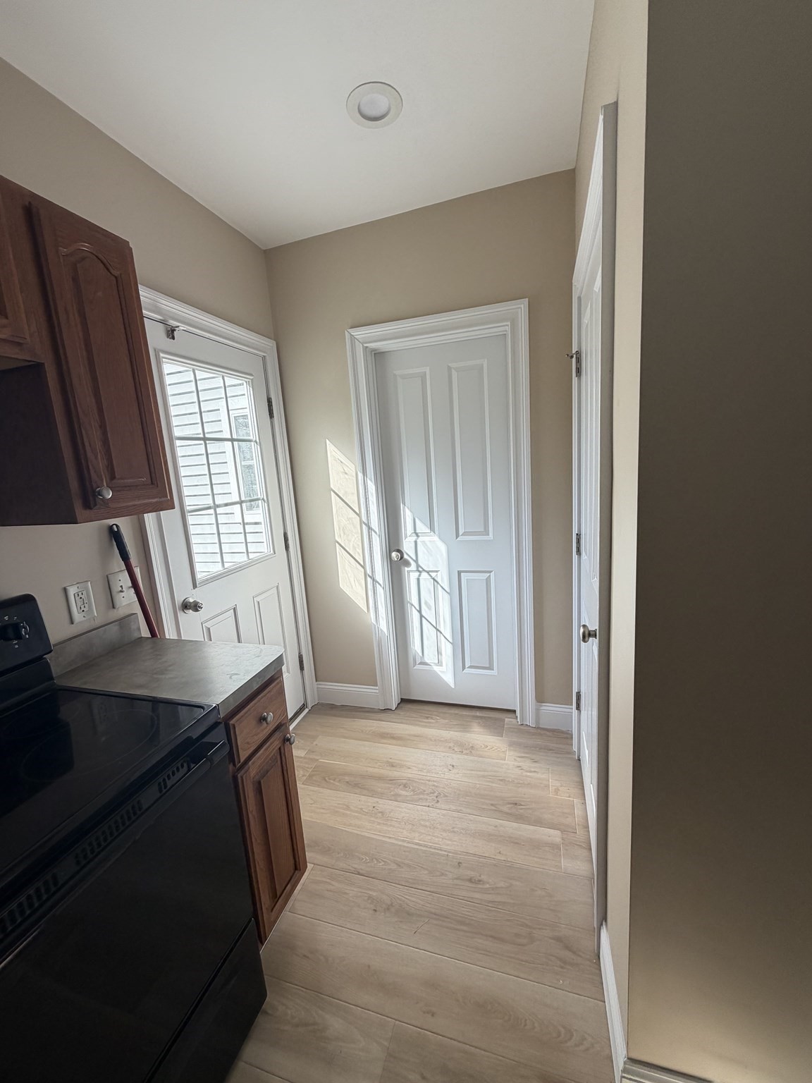 33 Brunelle Drive, Unit 2 Rutland, MA 01543 - Photo 7 of 12 Gallery Image 7