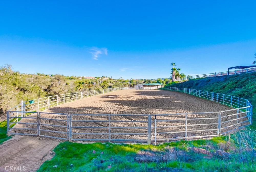 3927 Valle Del Sol Bonsall, CA 92003 - Photo 37 of 41 a view of a basketball court