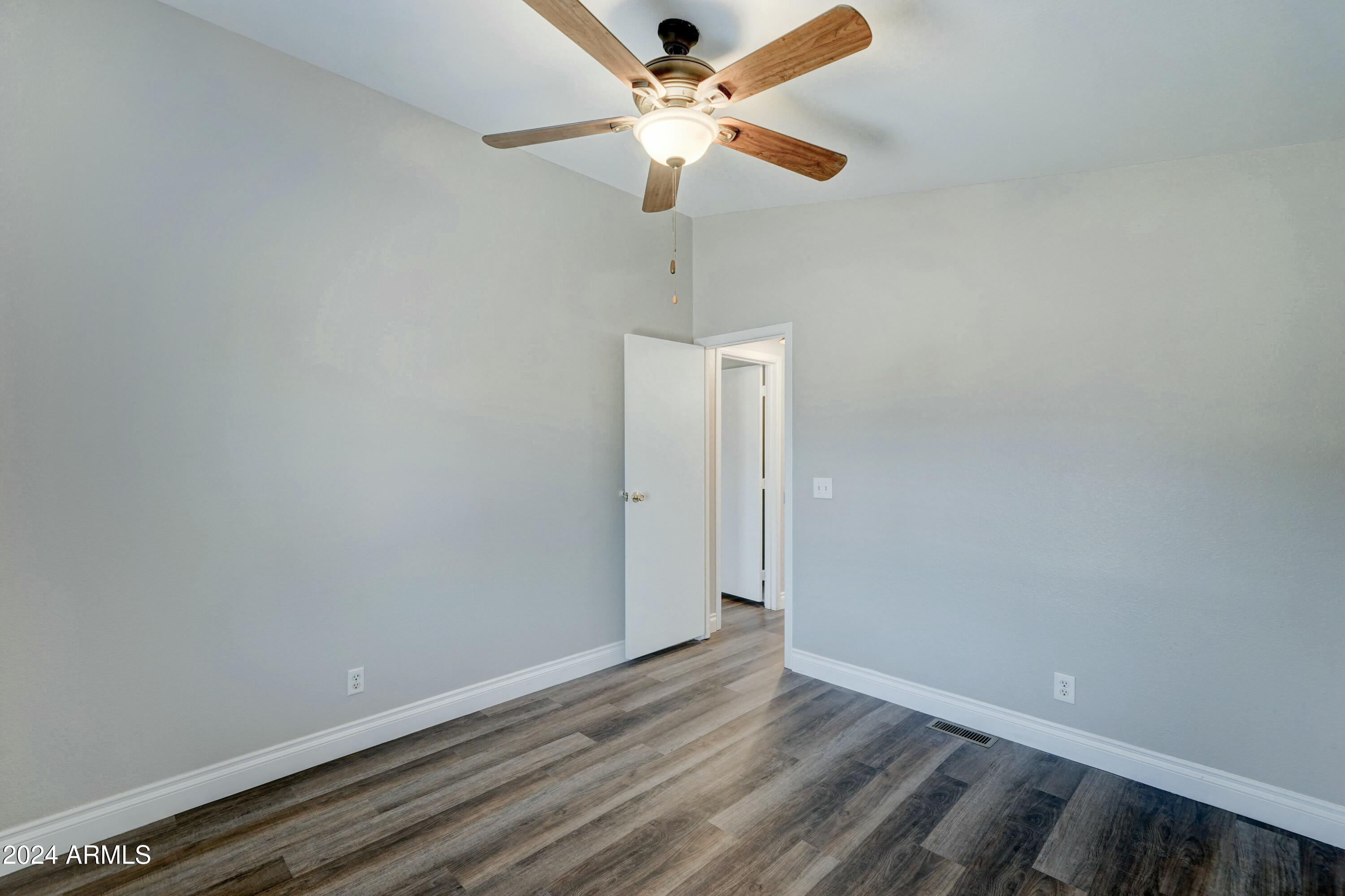 18930 West Kaibab Road Buckeye, AZ 85326 - Photo 21 of 34 tempImage8SsrlJ