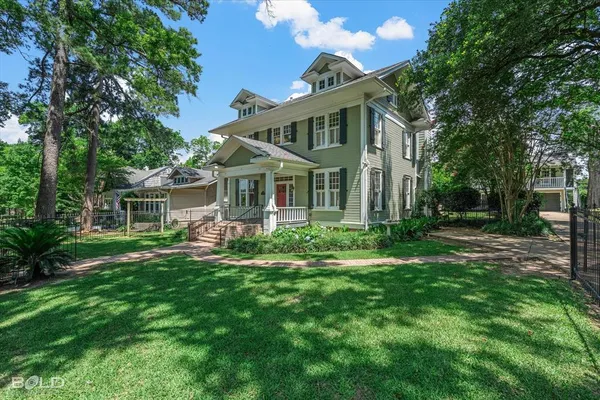 $290,000 | 836 Jefferson Place, Shreveport, LA 71104