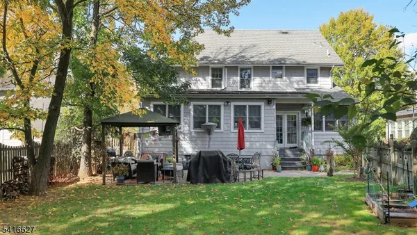 $1,229,000 | 555 Shackamaxon Drive, Westfield, NJ 07090