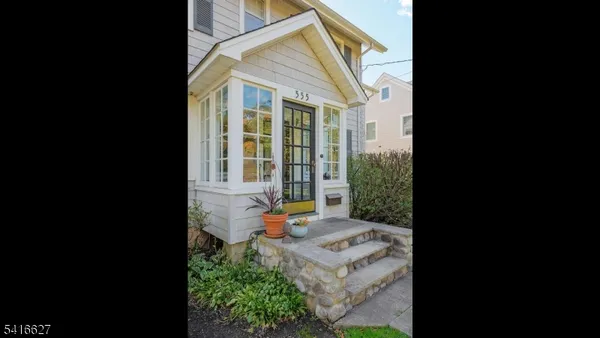 $1,229,000 | 555 Shackamaxon Drive, Westfield, NJ 07090