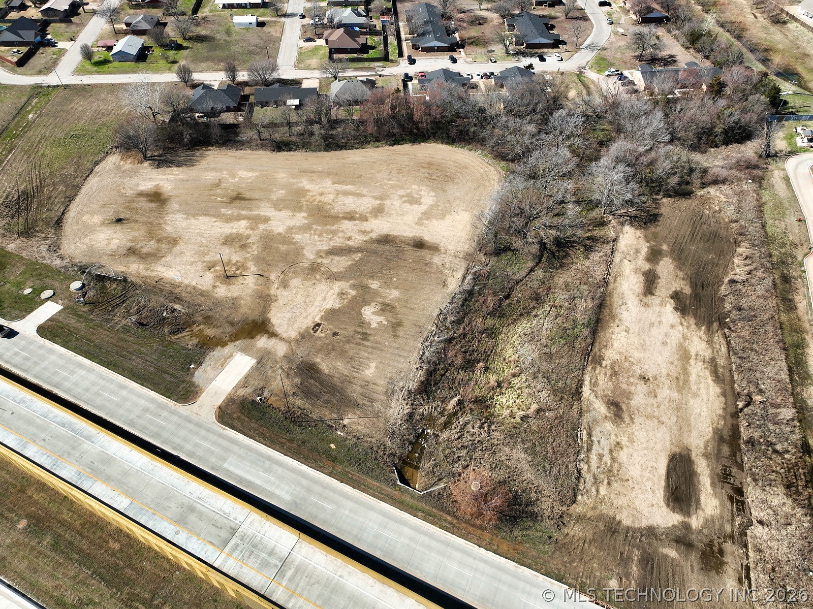 1007 Service Road Calera, OK 74730 - Photo 24 of 32 Gallery Image 24