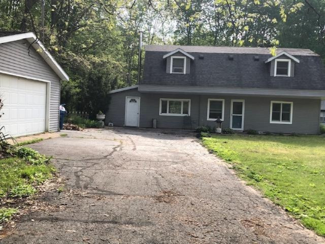 2472 North Benson Road Fountain, MI 49410 - Photo 1 of 32 IMG_3691