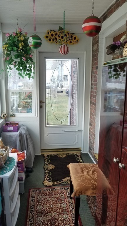 65 Merrick Street West Springfield, MA 01089 - Photo 4 of 17 Gallery Image 4
