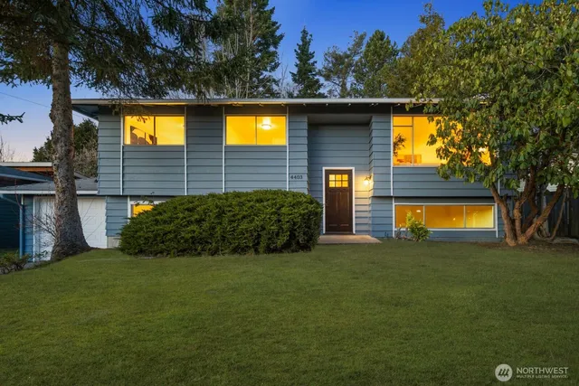 $850,000 | 4403 224th Place Southwest, Mountlake Terrace, WA 98043