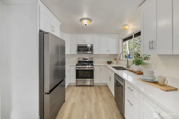 $830,000 | 4403 224th Place Southwest, Mountlake Terrace, WA 98043