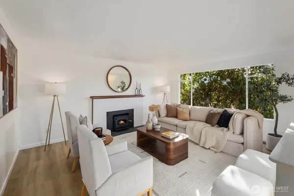 $830,000 | 4403 224th Place Southwest, Mountlake Terrace, WA 98043