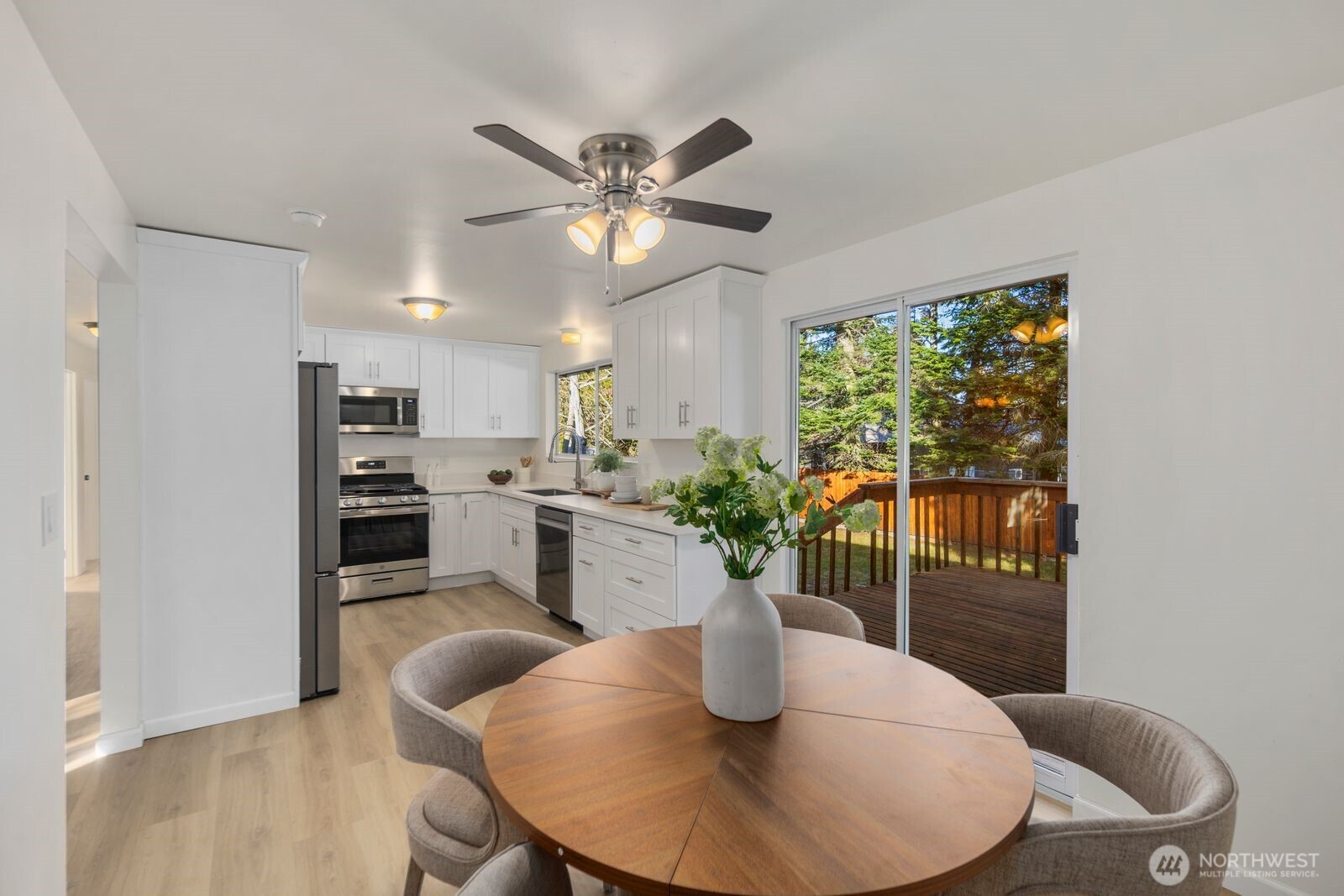 4403 224th Place Southwest Mountlake Terrace, WA 98043 - Photo 8 of 32 a dining room with furniture and window