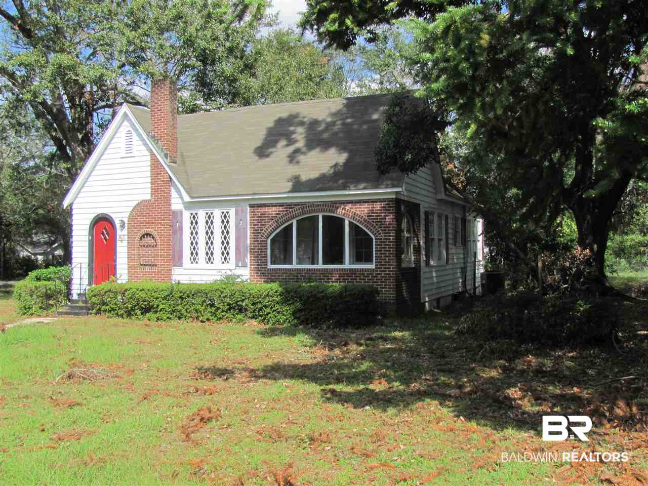 308 Hall Avenue Bay Minette, AL 36507 - Photo 4 of 19