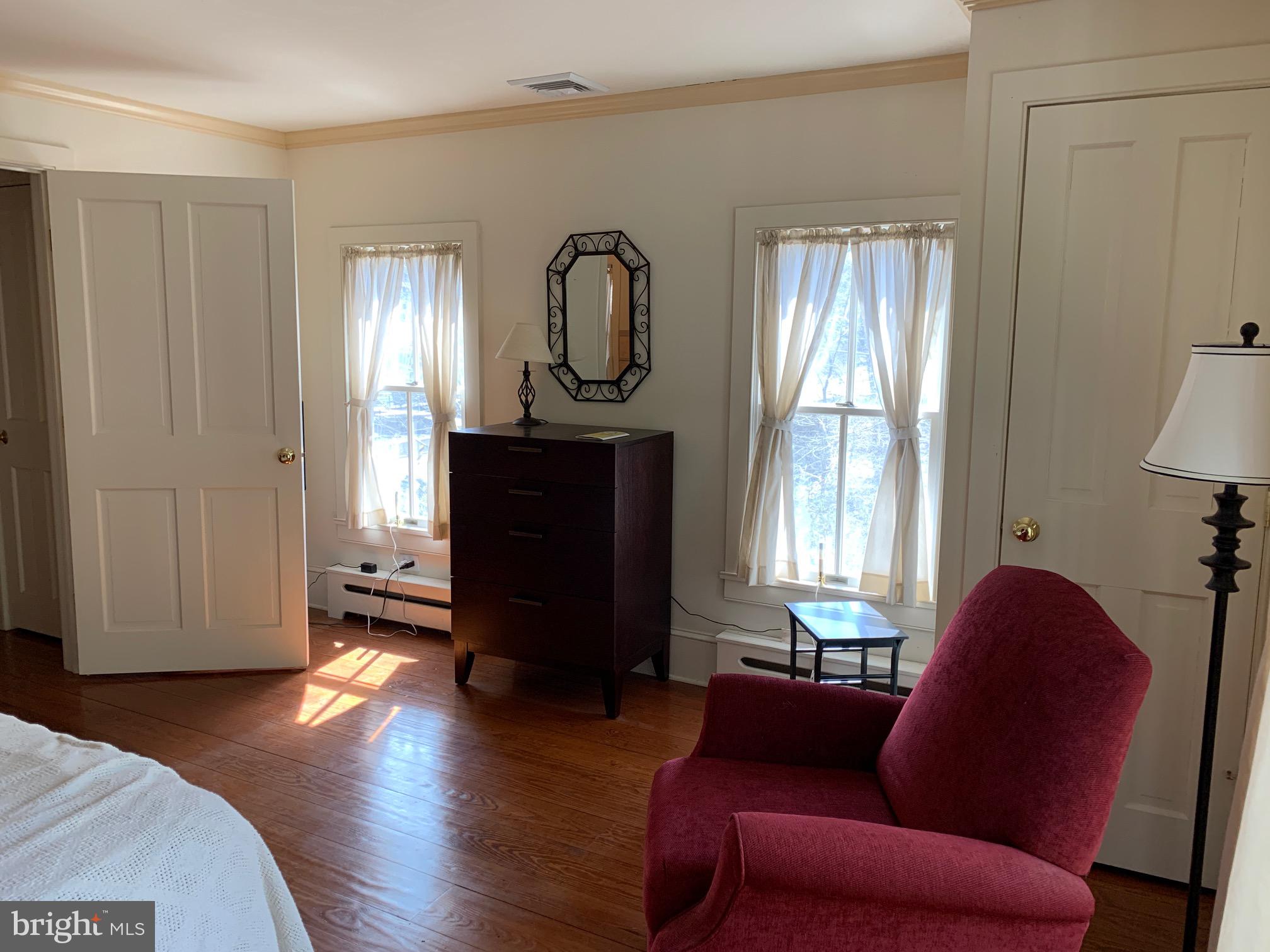717 River Road Erwinna, PA 18920 - Photo 13 of 39 Airy and Bright!