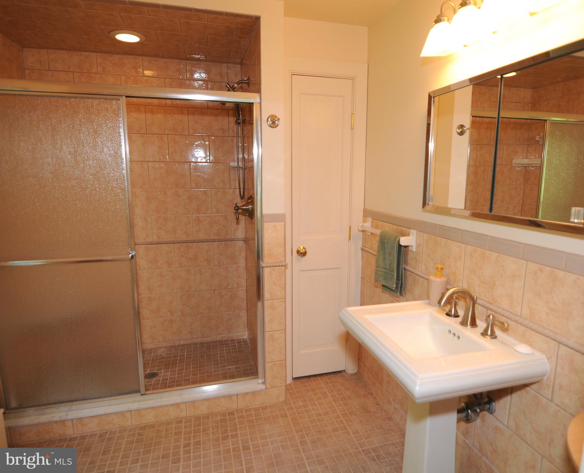 717 River Road Erwinna, PA 18920 - Photo 14 of 39 Gallery Image 14