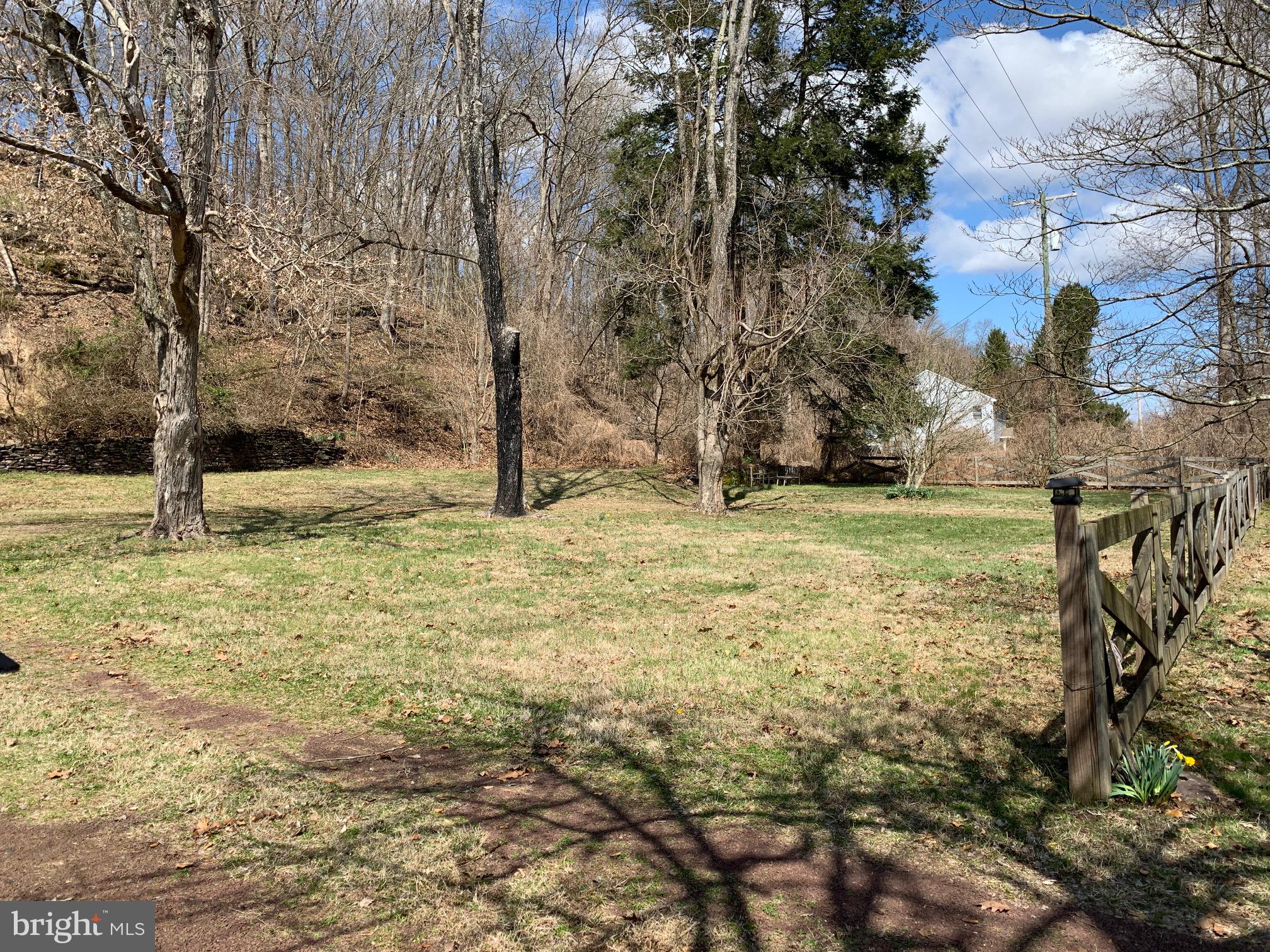 717 River Road Erwinna, PA 18920 - Photo 27 of 39 Large yard!