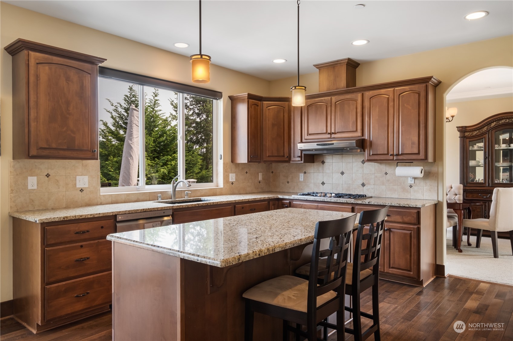 15216 97th Court Northeast Bothell, WA 98011 - Photo 12 of 32 Gallery Image 12