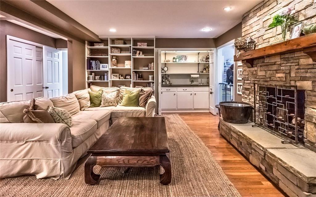 300 Wildberry Road Pittsburgh, PA 15238 - Photo 8 of 25 Stunning Stone Fire Place in Great Room