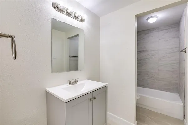 $2,300 | 4301 Oleander Trail, Mesquite, TX 75150