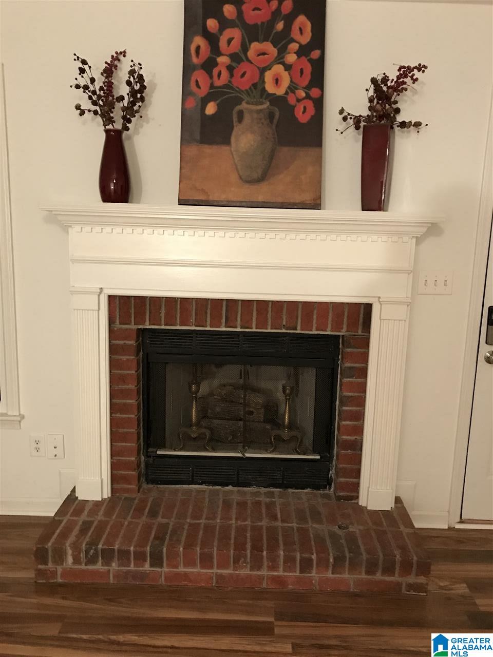 1004 Independence Court Alabaster, AL 35007 - Photo 5 of 20