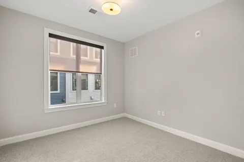 $820,000 | 99 Foundry Place, Unit 301, Portsmouth, NH 03801