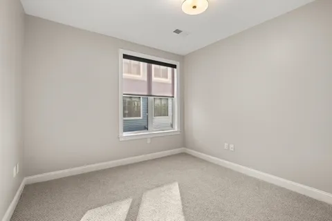 $820,000 | 99 Foundry Place, Unit 301, Portsmouth, NH 03801