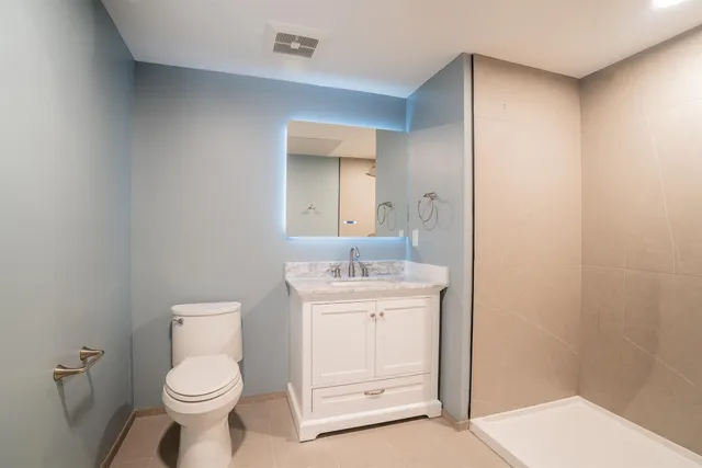 $820,000 | 99 Foundry Place, Unit 301, Portsmouth, NH 03801