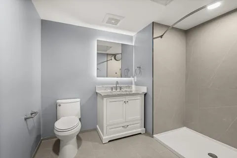 $820,000 | 99 Foundry Place, Unit 301, Portsmouth, NH 03801