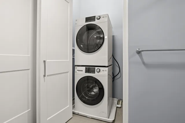 $820,000 | 99 Foundry Place, Unit 301, Portsmouth, NH 03801