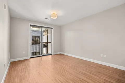 $820,000 | 99 Foundry Place, Unit 301, Portsmouth, NH 03801