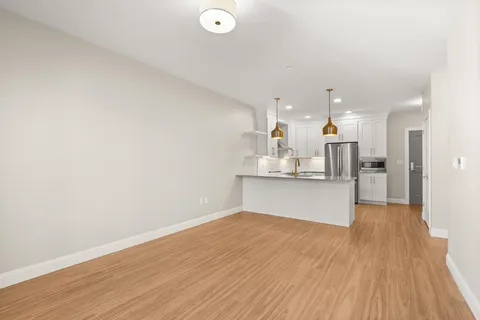 $820,000 | 99 Foundry Place, Unit 301, Portsmouth, NH 03801