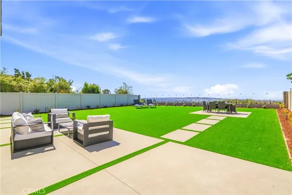 $1,748,000 | 21041 Skylark Drive, Lake Forest, CA 92630