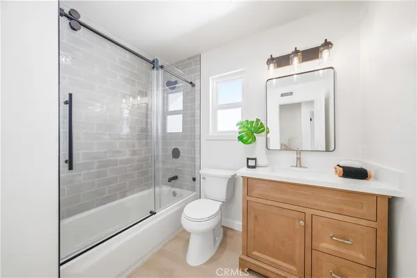 $1,748,000 | 21041 Skylark Drive, Lake Forest, CA 92630