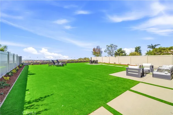 $1,748,000 | 21041 Skylark Drive, Lake Forest, CA 92630