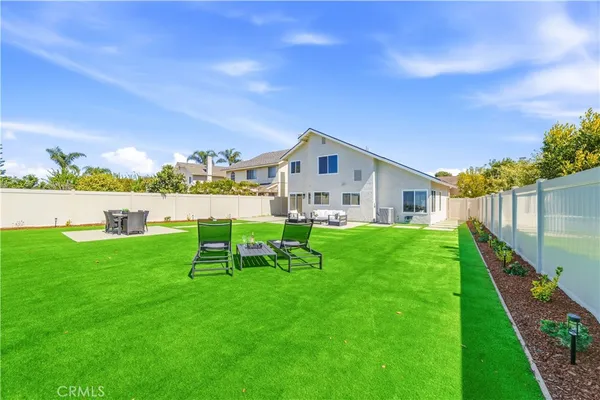 $1,748,000 | 21041 Skylark Drive, Lake Forest, CA 92630