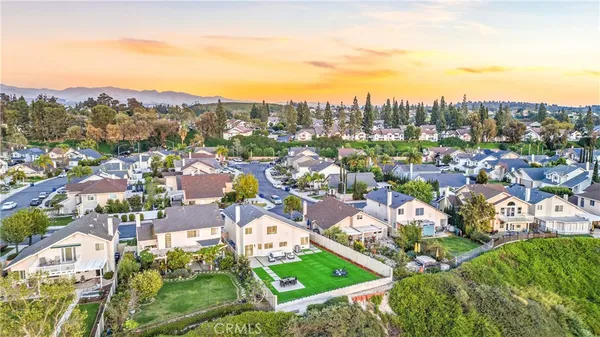 $1,748,000 | 21041 Skylark Drive, Lake Forest, CA 92630