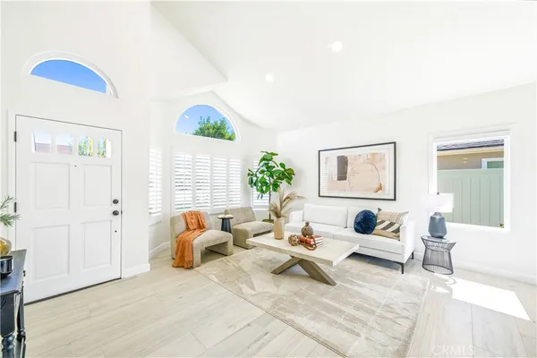 $1,748,000 | 21041 Skylark Drive, Lake Forest, CA 92630