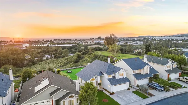 $1,748,000 | 21041 Skylark Drive, Lake Forest, CA 92630